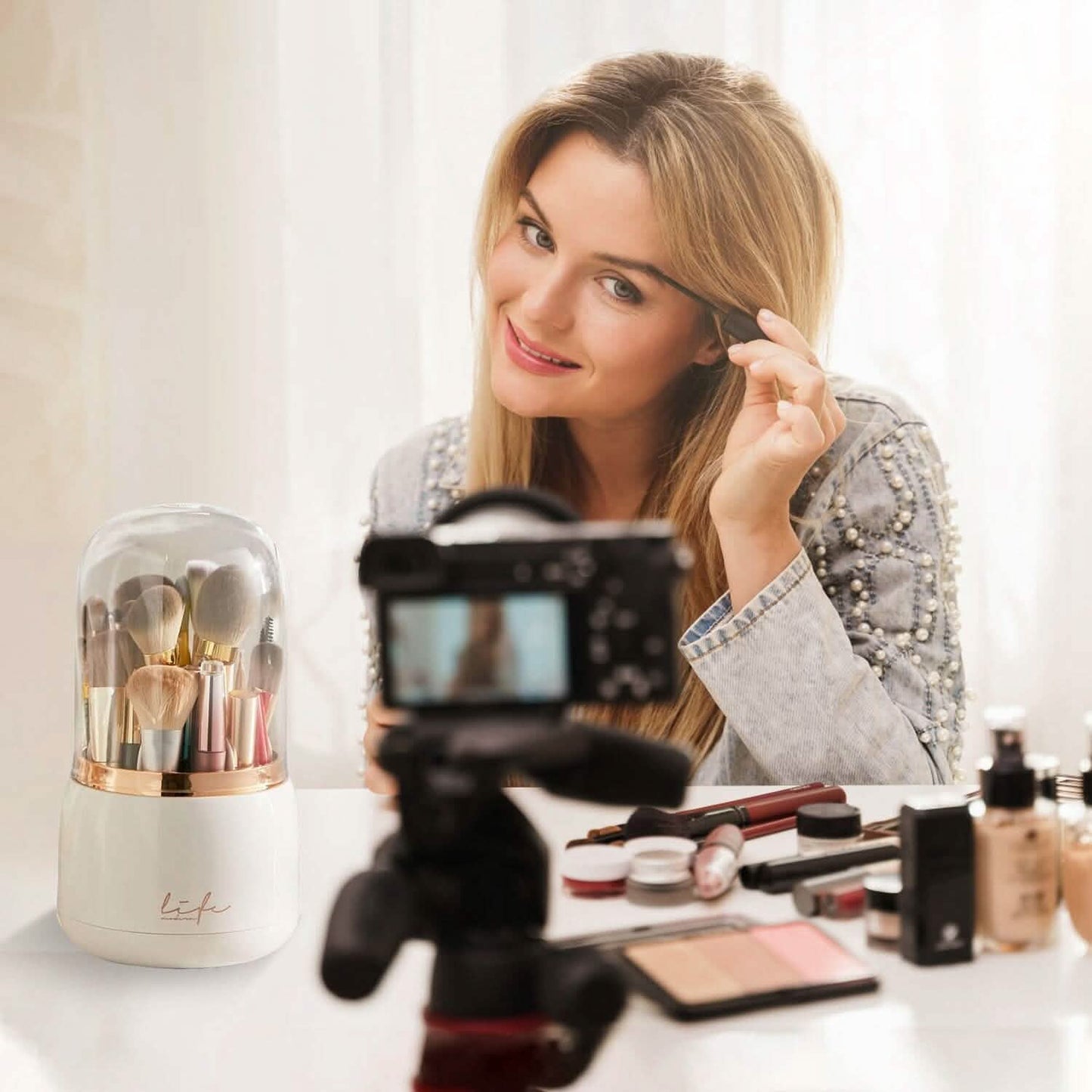 360° Rotating Makeup Brush Holder with Lid Makeup Organizer