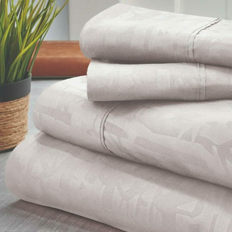 4-Piece Set: Bamboo 1800 Count Embossed Design
