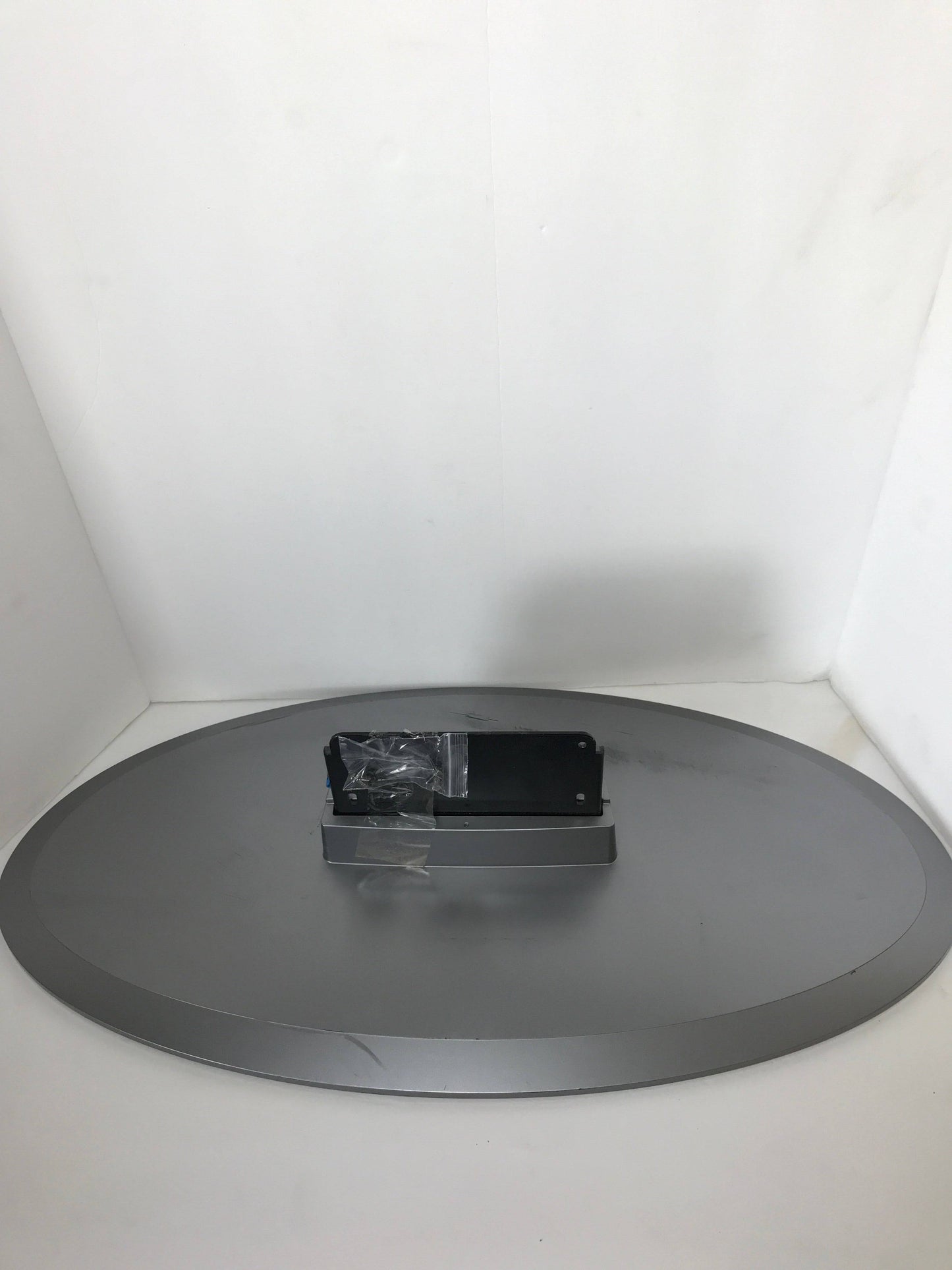 Sylvania 6637LCT TV Stand/Base