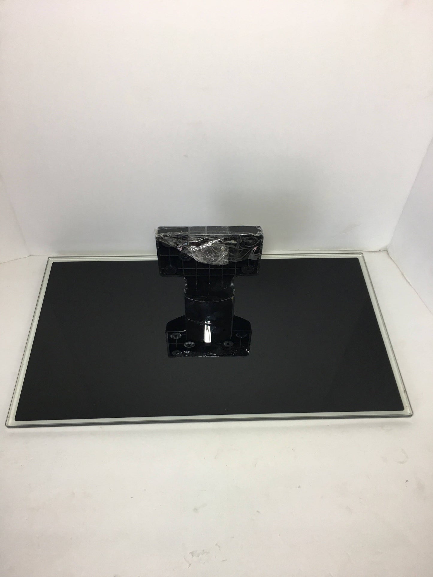 RCA LED50B45RQ ( Version 1 ) TV Stand/Base