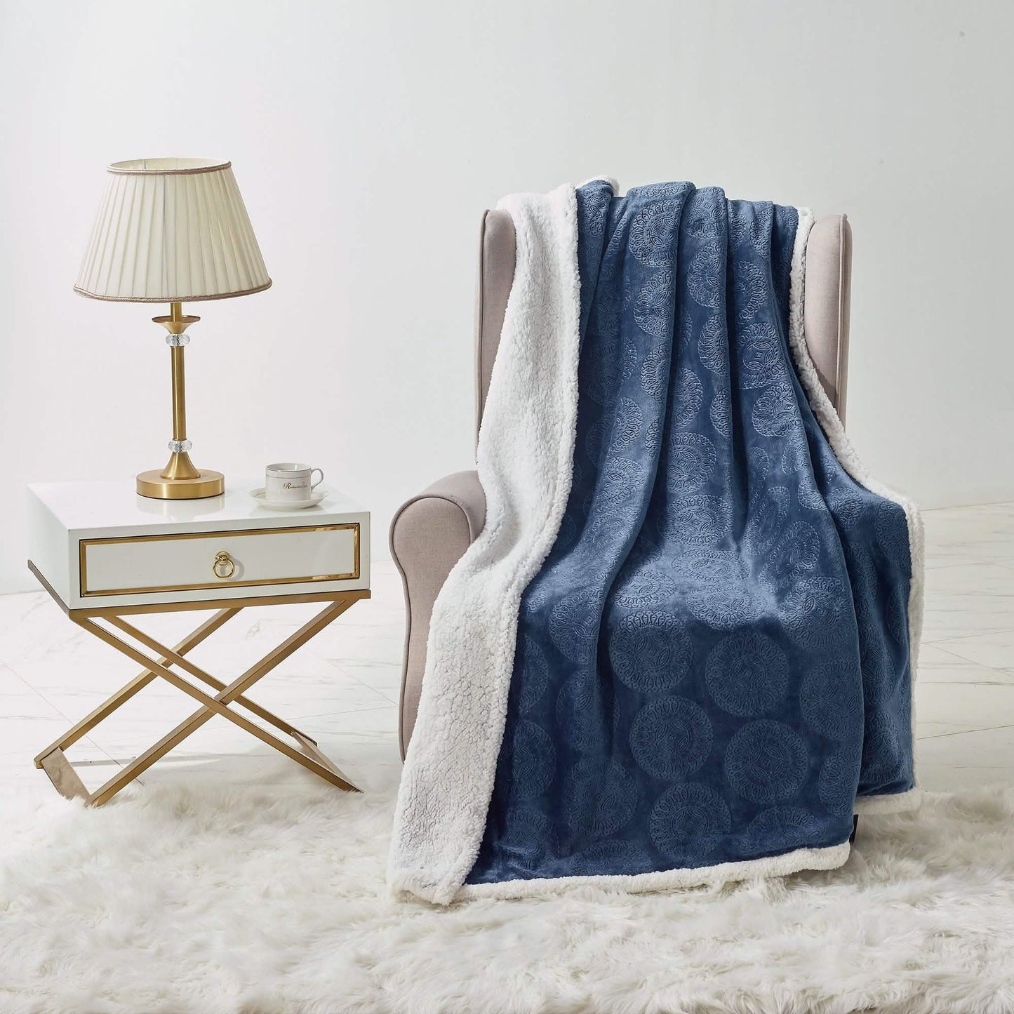 Sheradian Embossed Print Fleece/Caesar Sherpa Reversible Throw Blanket