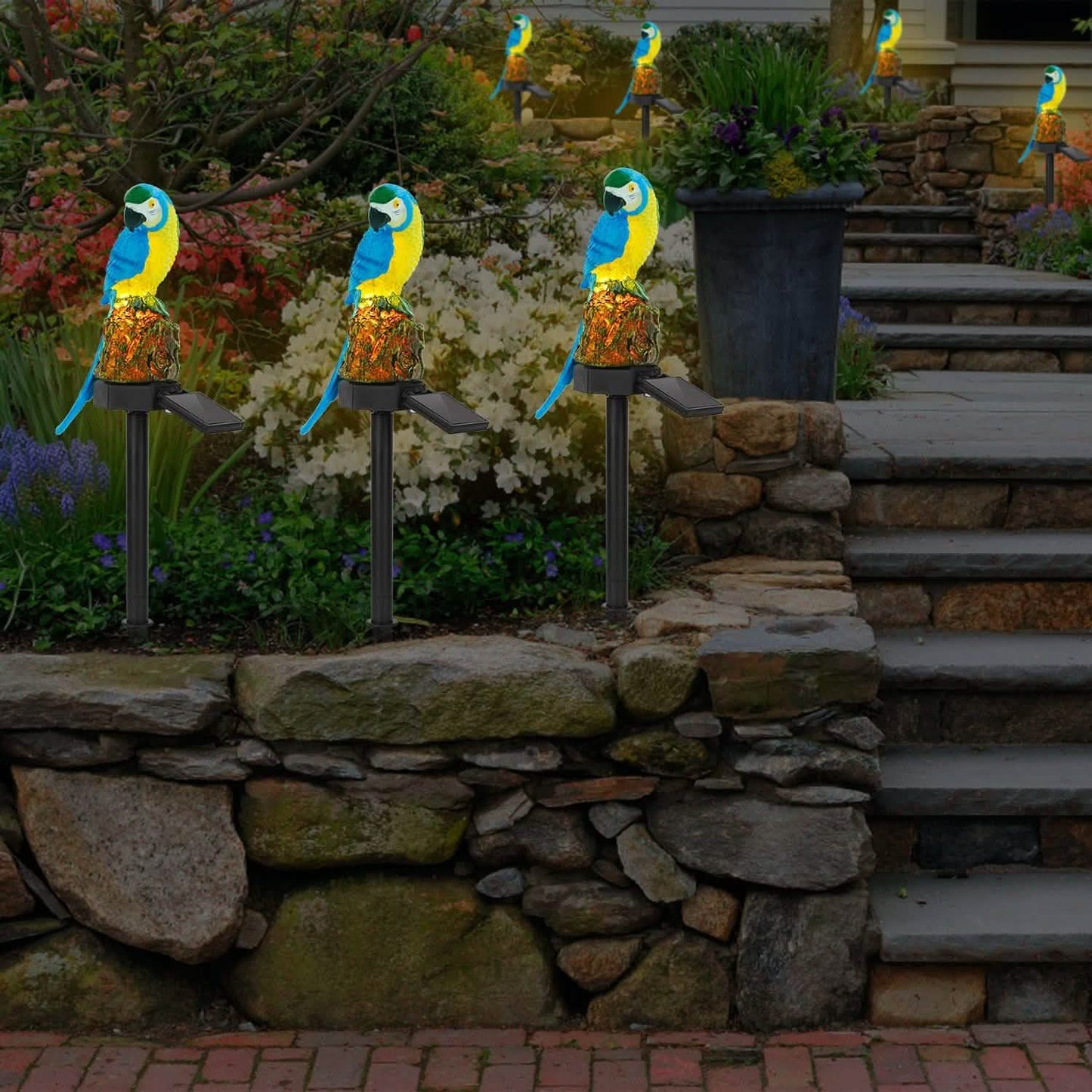 Solar Powered Parrot Garden Light IP65 Waterproof LED