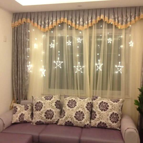 12 Stars 138 LED Curtain String Lights