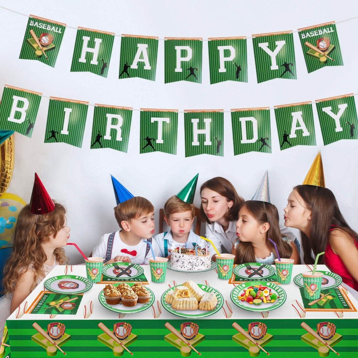 171-Pieces: Baseball Birthday Party Disposable Dinnerware Set