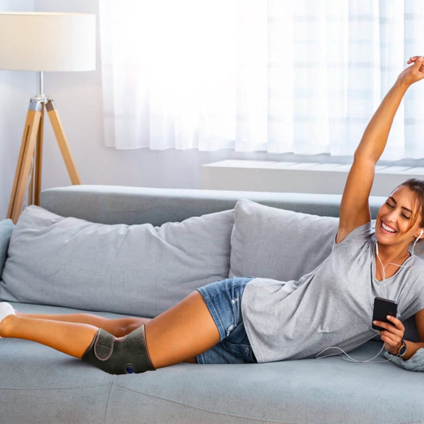 2-Pack: Heated Knee Massage Wrap