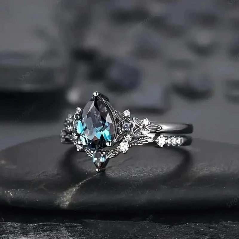 2-Piece Set: Gothic Black & Golden Engagement Ring Set with Pear-Shaped Cubic Zirconia