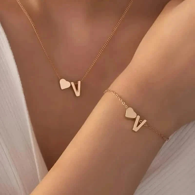 2-Piece Set: Metal Heart And English Letter Necklace And Bracelet