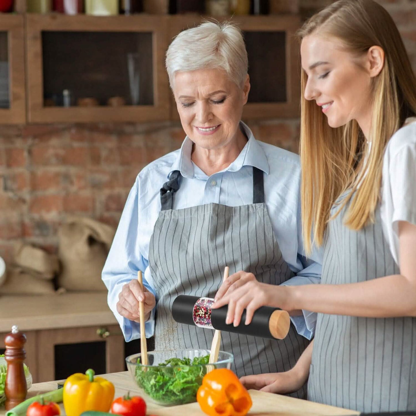 2-Pieces: Electric Salt and Pepper Grinder Battery Powered with Adjustable Coarseness