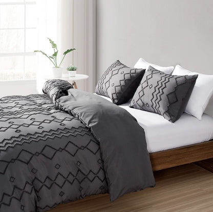3-Piece Set: Bibb Home Tufted Clipped Duvet Cover