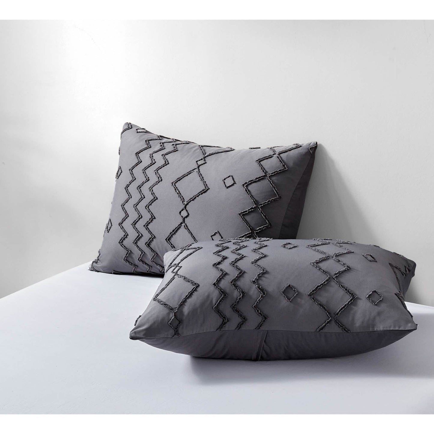 3-Piece Set: Bibb Home Tufted Clipped Duvet Cover