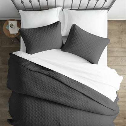 3-Piece Set: Herring Quilted Coverlet