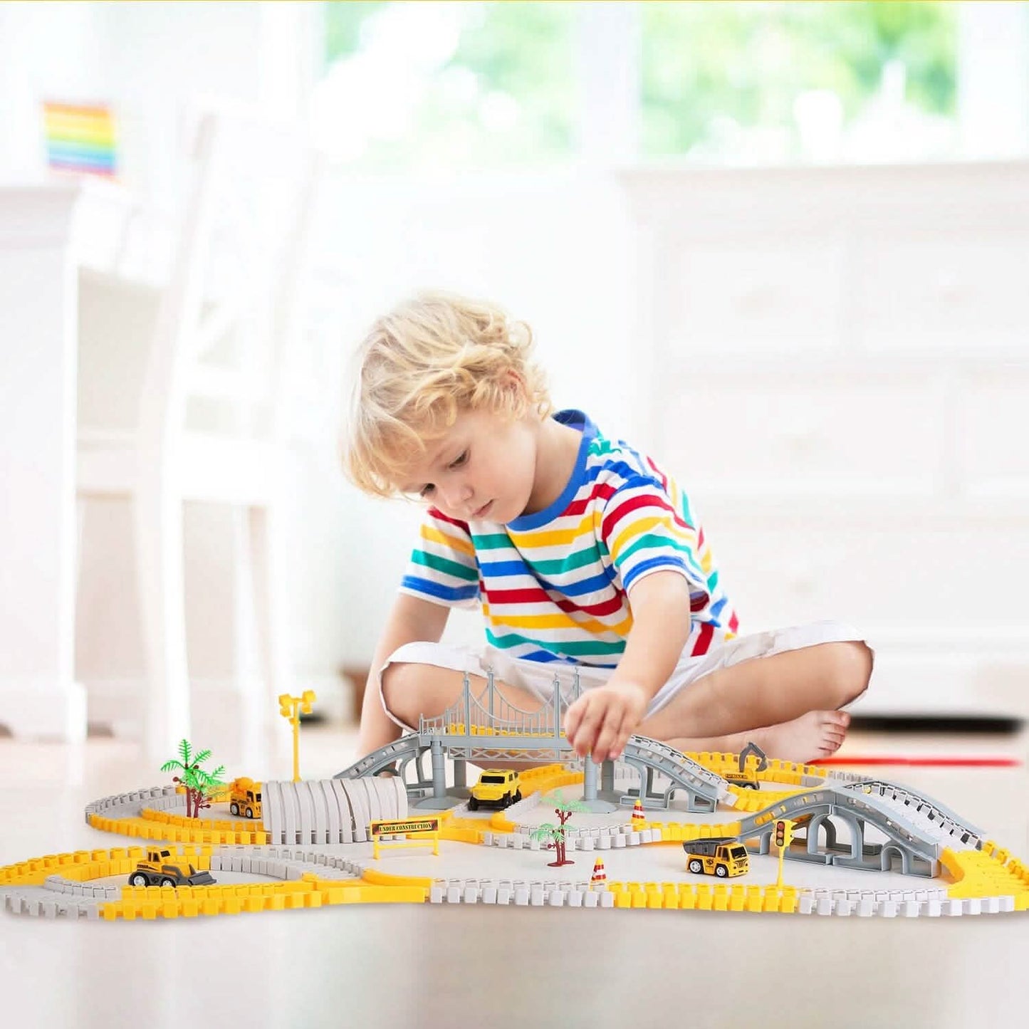 340-Piece: Construction Race Track Toy Set