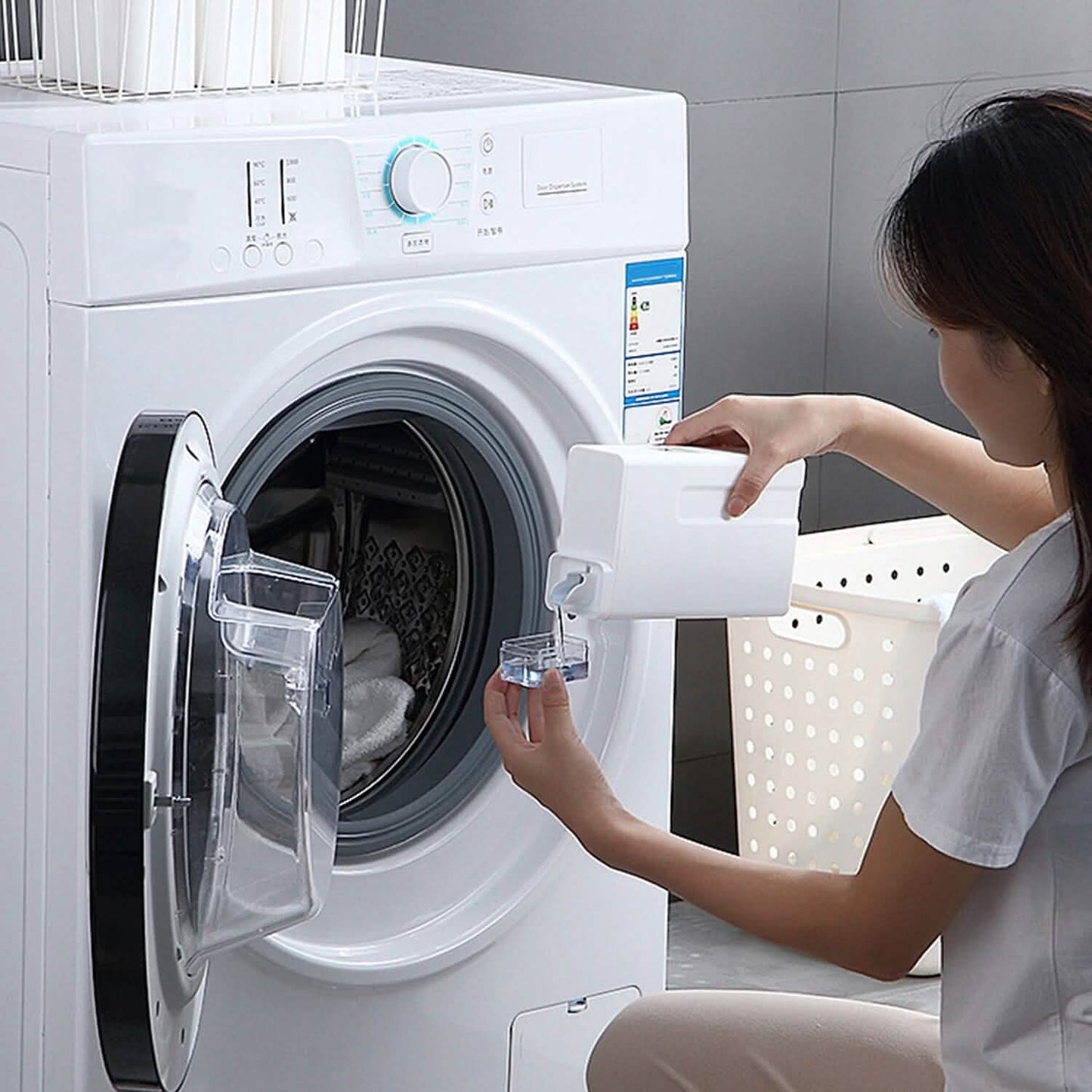 35 Oz Laundry Detergent Dispenser