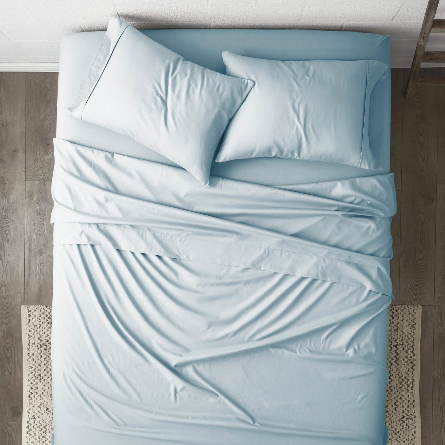 4-Piece: Chevron Embossed Sheet Set