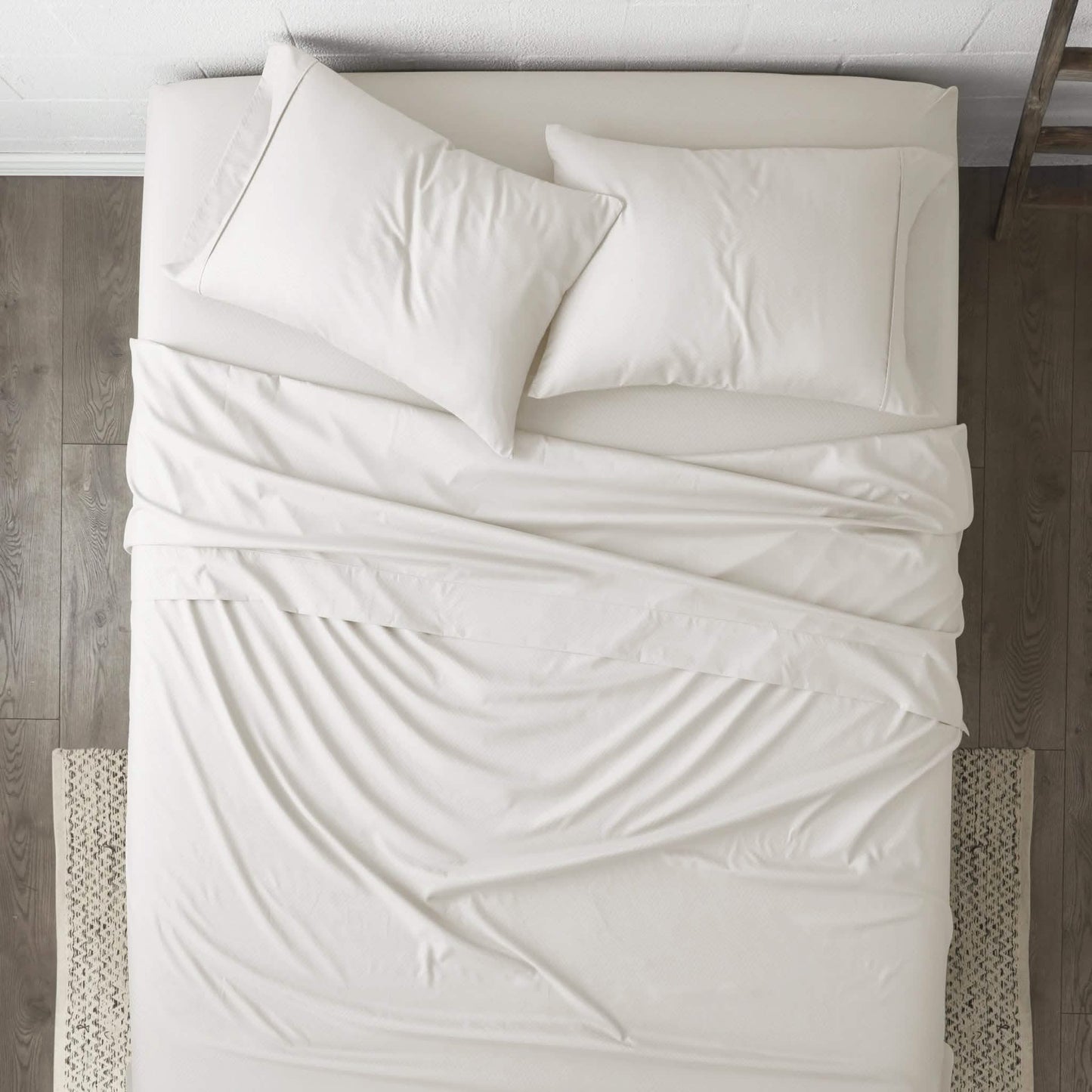 4-Piece: Chevron Embossed Sheet Set