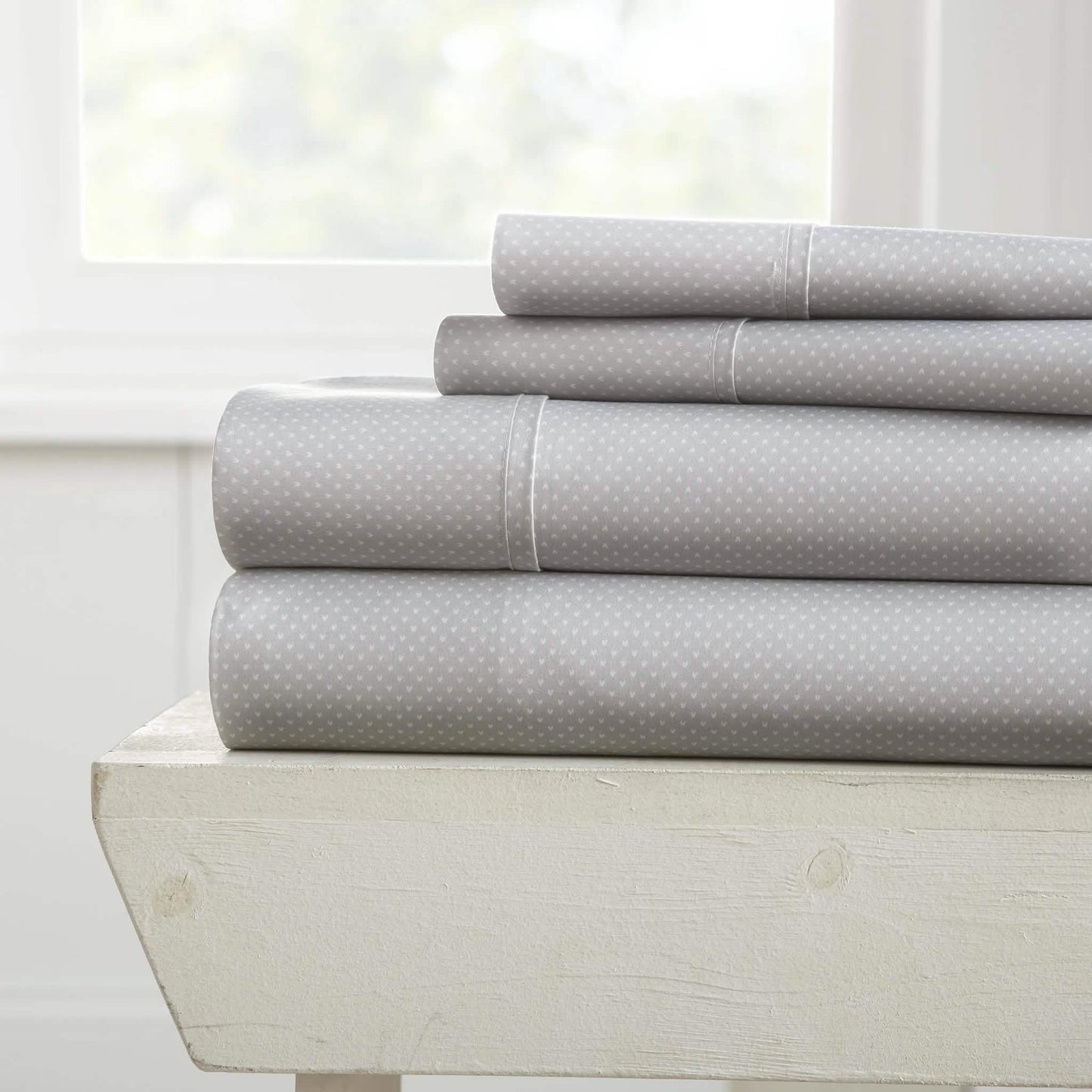 4-Piece Set: My Heart Patterned Sheet Set