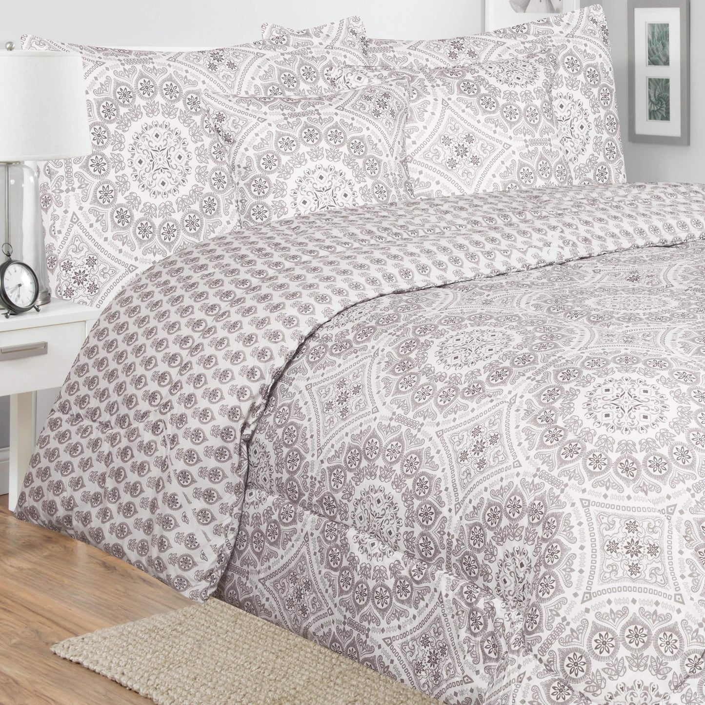 5-Piece: Reversible Comforter Set
