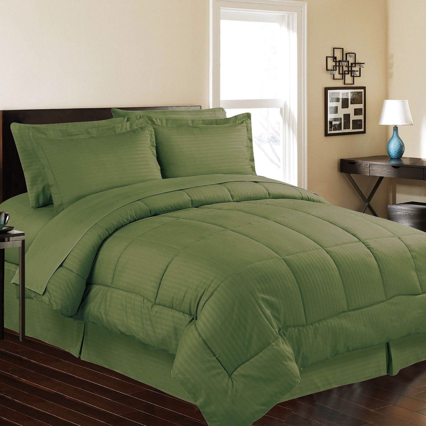 8-Piece: Embossed Bed Set