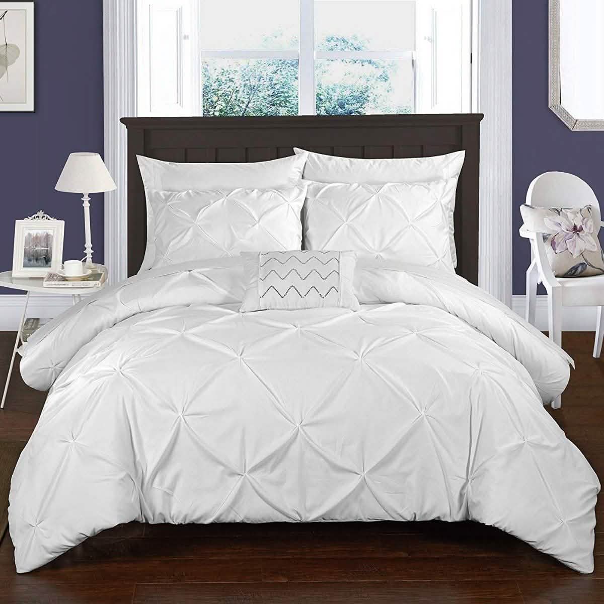 Armi Pinch-Pleated Microfiber Duvet Cover Set
