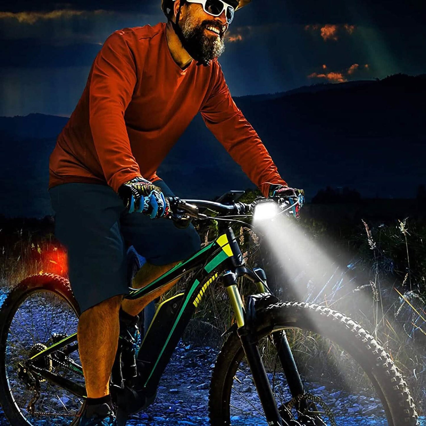 Bike Headlight TailLight IP65 Waterproof Anti-Drop Rechargeable Bicycle Light Set