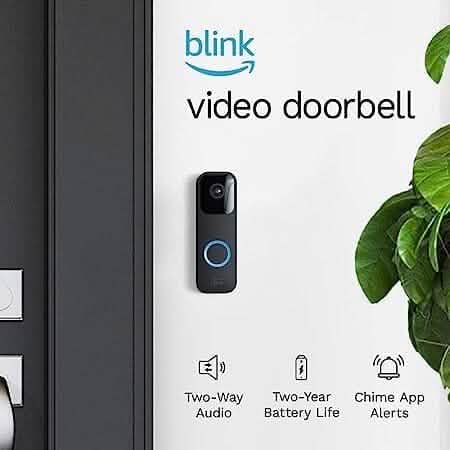 Blink Video Doorbell + 1 Outdoor 4 smart security camera (4th Gen) with Sync Module 2  (Refurbished)