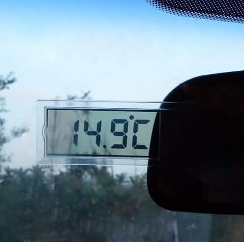 Car Thermometer Osculum Type LCD Vehicle-mounted Digital Thermometer