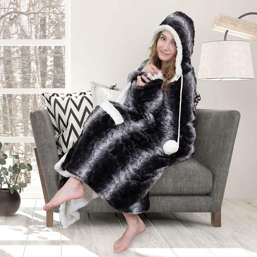 Chic Home Sherpa-Lined Hoodie Robe