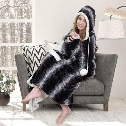 Chic Home Sherpa-Lined Hoodie Robe