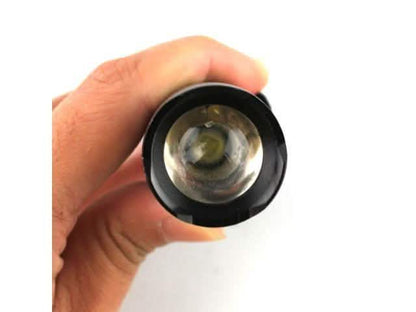 CREE XML T6 2000 Lumen Zoomable 3 Mode Focus LED Waterproof Flashlight
