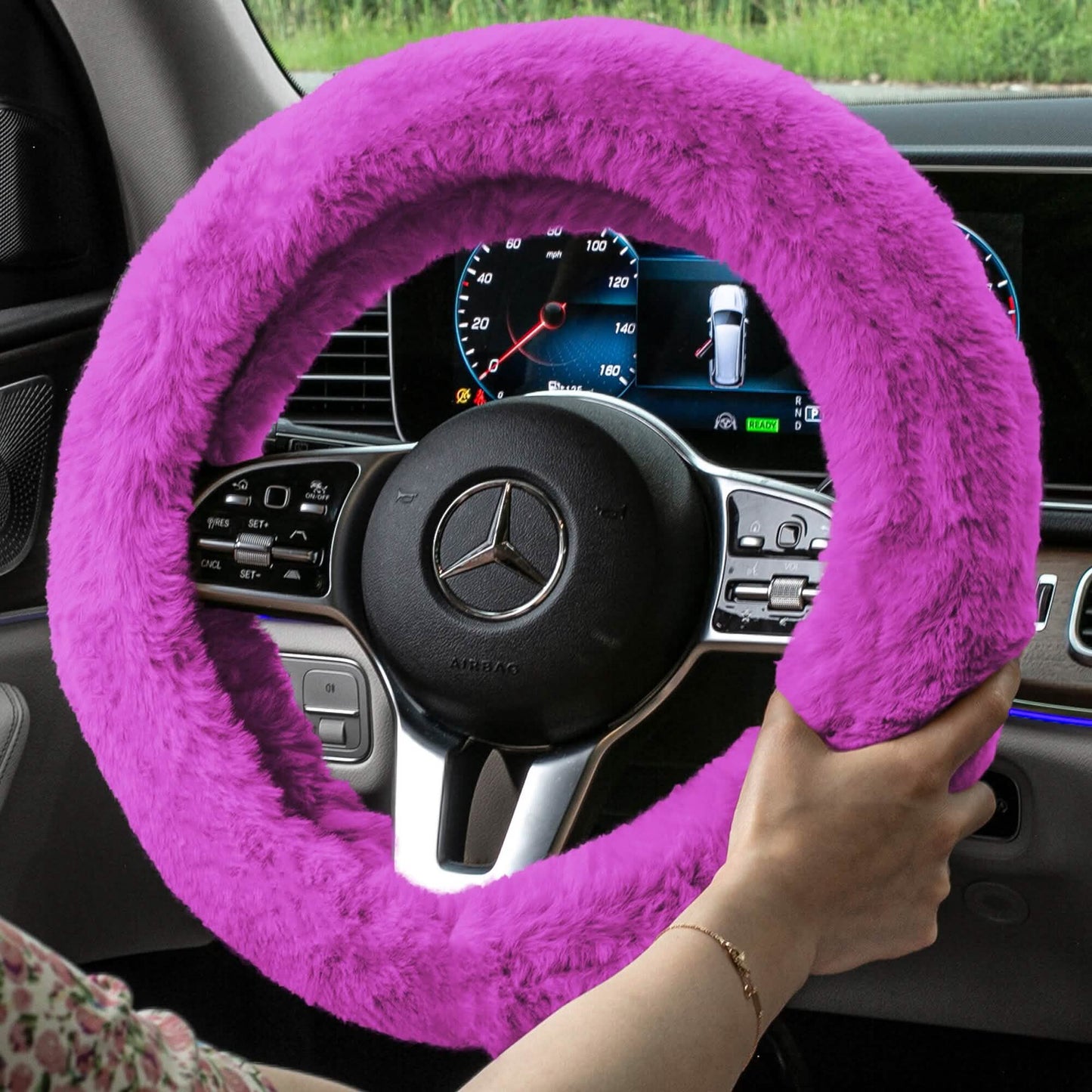 Doe16 Faux Rabbit Fur Steering Wheel Cover