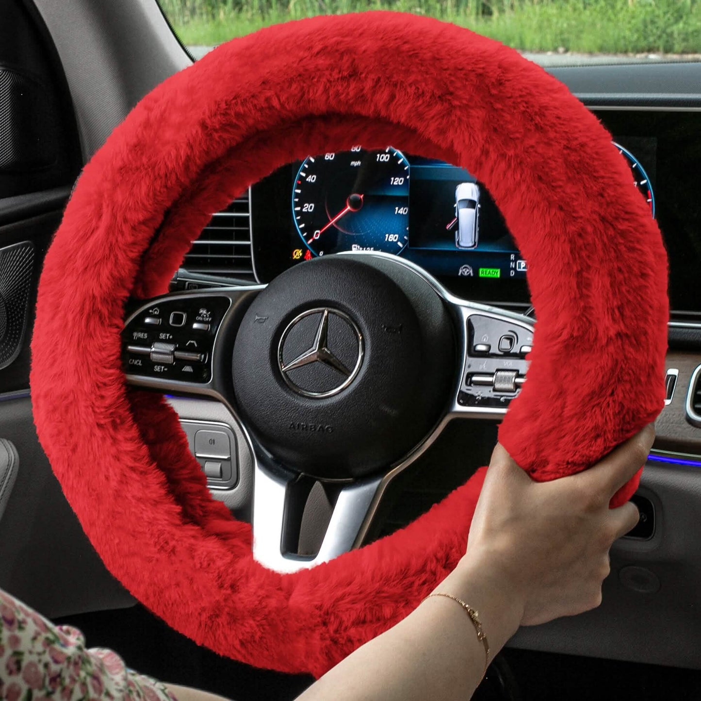 Doe16 Faux Rabbit Fur Steering Wheel Cover