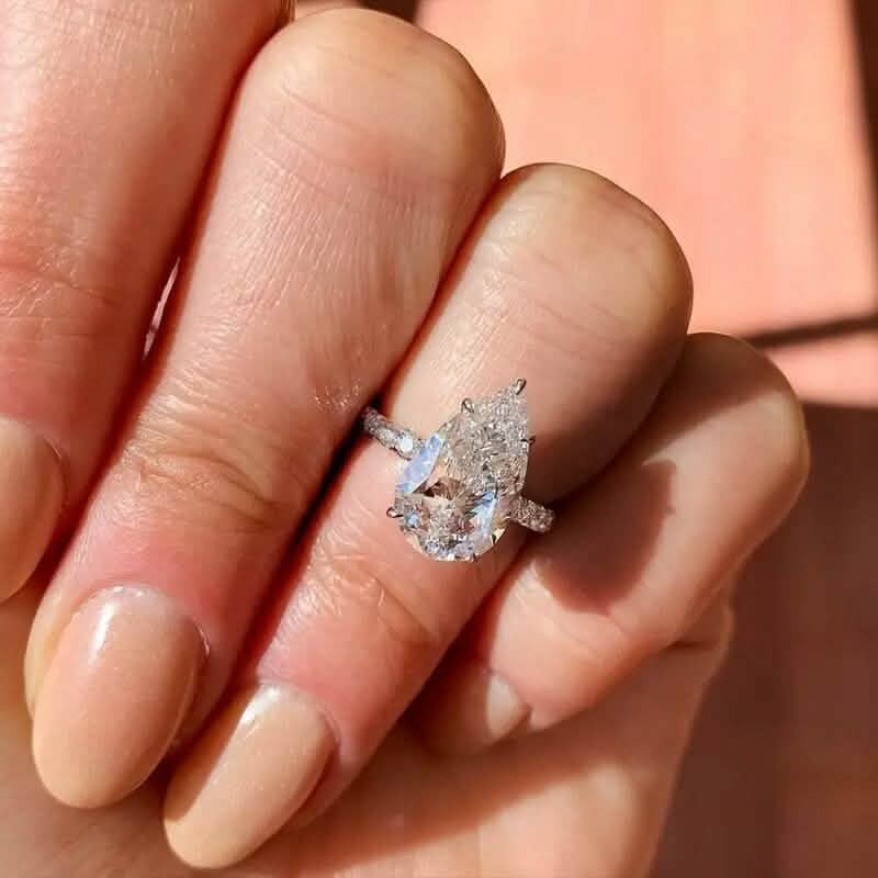Elegant Teardrop Cubic Zirconia Engagement Ring