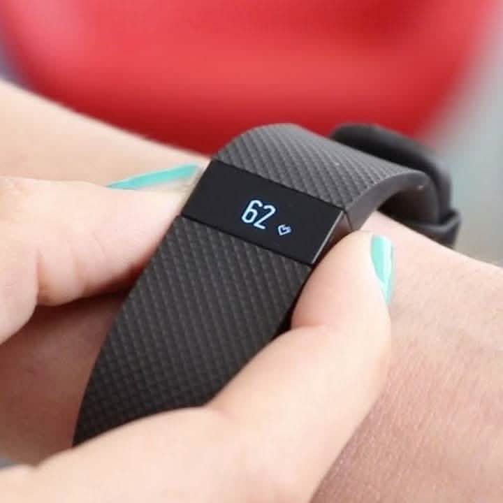 Fitbit Charge HR Wireless Activity Wristband