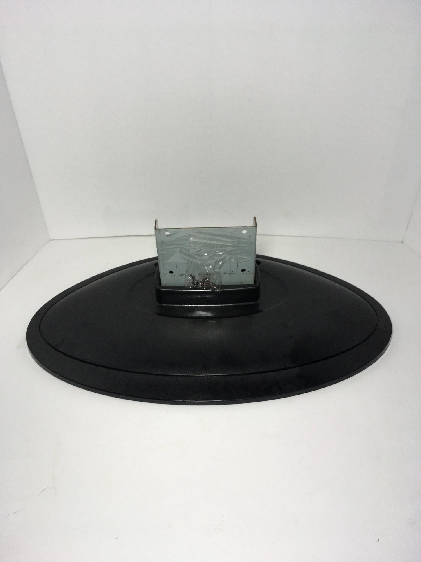 Emerson LC320EM9 / LC320SS9 TV Stand