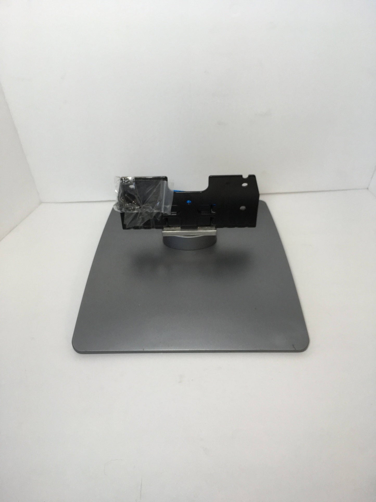 Toshiba 26HL66 Stand