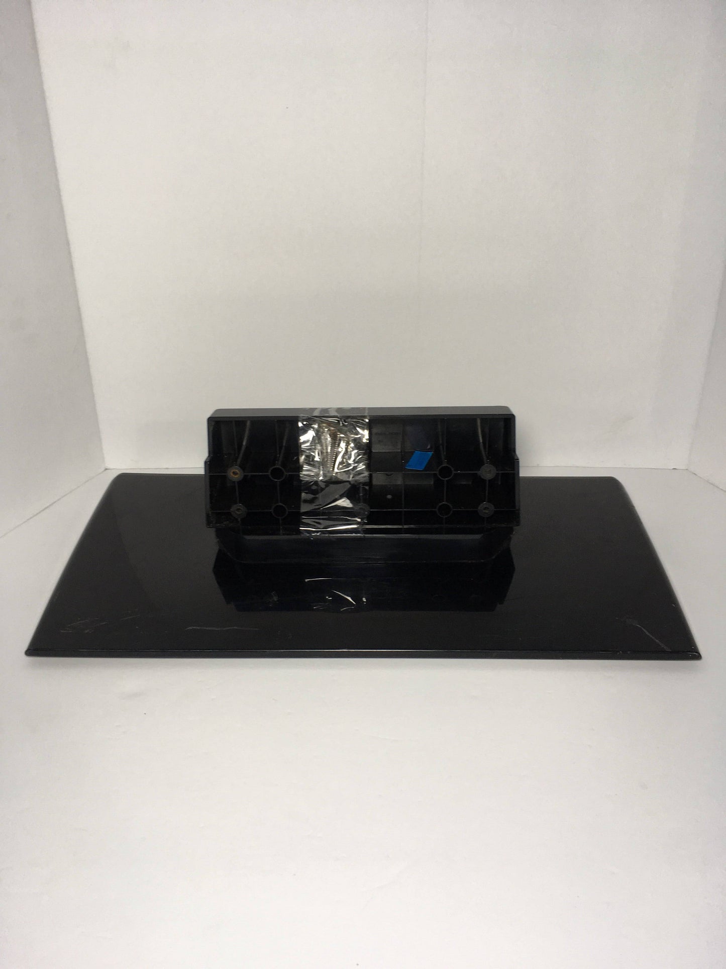 Vizio E370VL TV Stand/Base (6 Screws in stand neck)