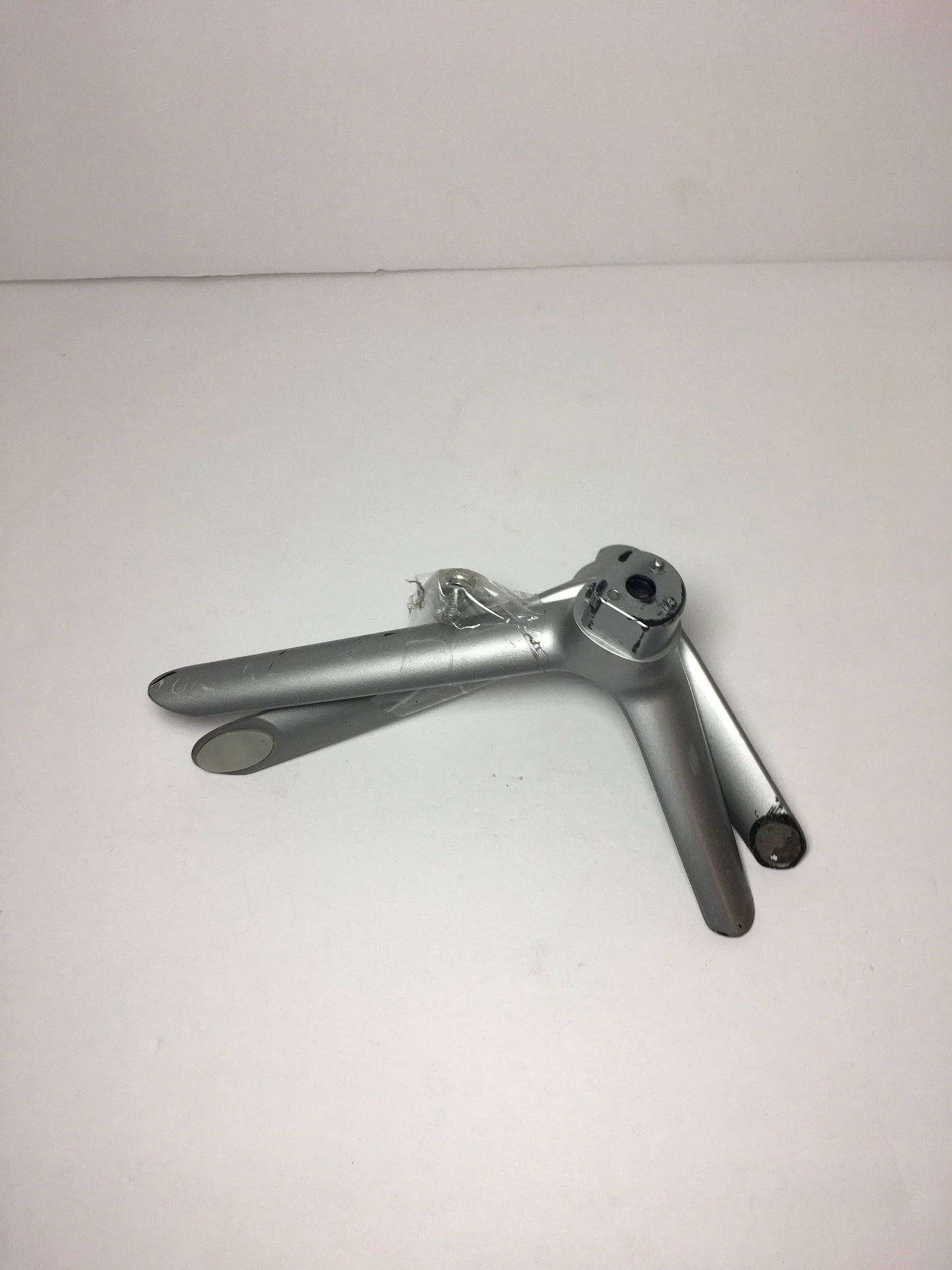 Hitachi LE55A6R9A TV Stand / Base