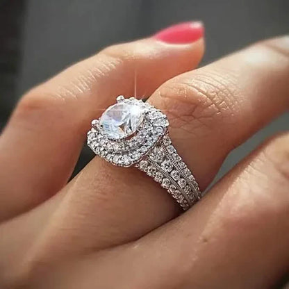 Large Oval Women Synthetic Zirconia Wedding Rings