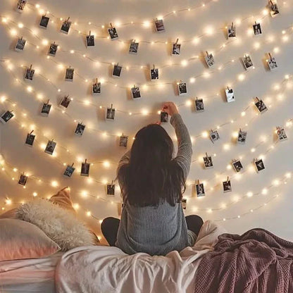 LED String Lights with 40 Wooden Clips
