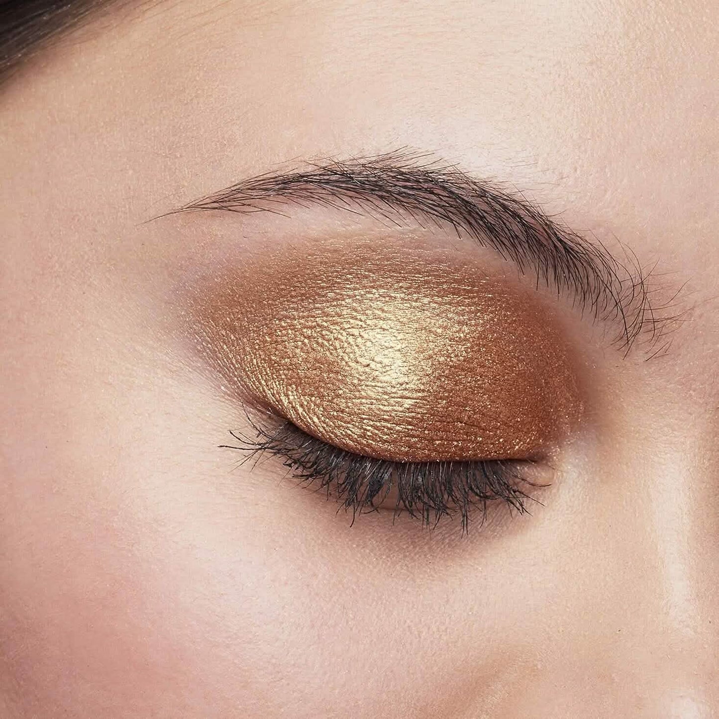 L'Oreal Paris Brilliant Eyes Shimmer Liquid Eye Shadow