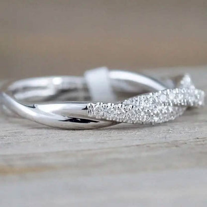 Minimalism 925 Silver Zirconia Twist Ring