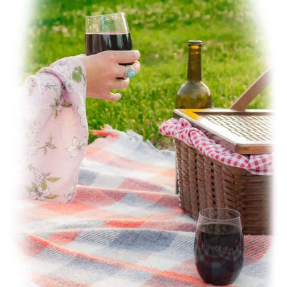 Plastic Stemless Wine Glasses by En Soiree