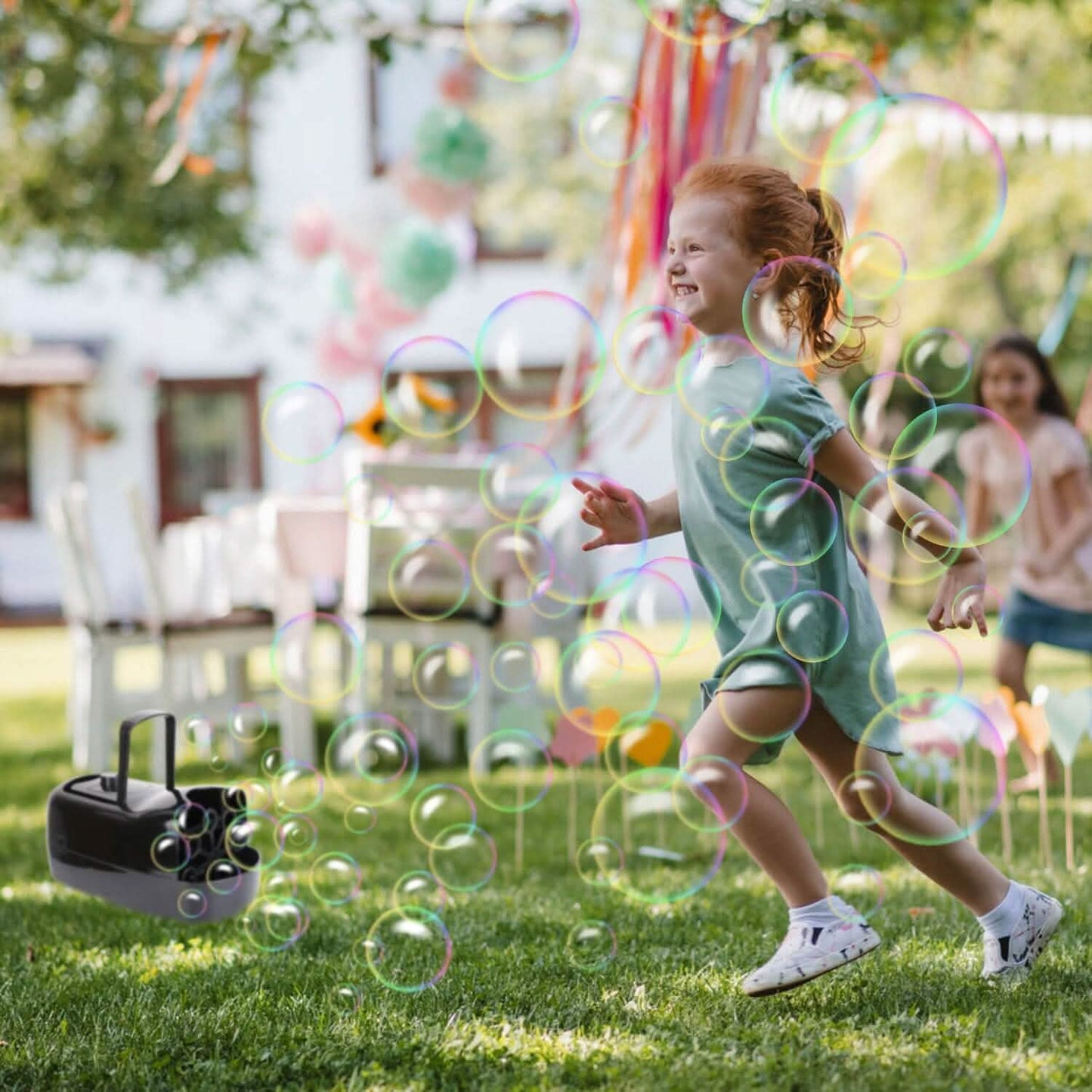 Portable Bubble Blowing Machine  with 2 Speeds Handle 3000-4000 Bubbles Per Minute Plug-In Battery Powered