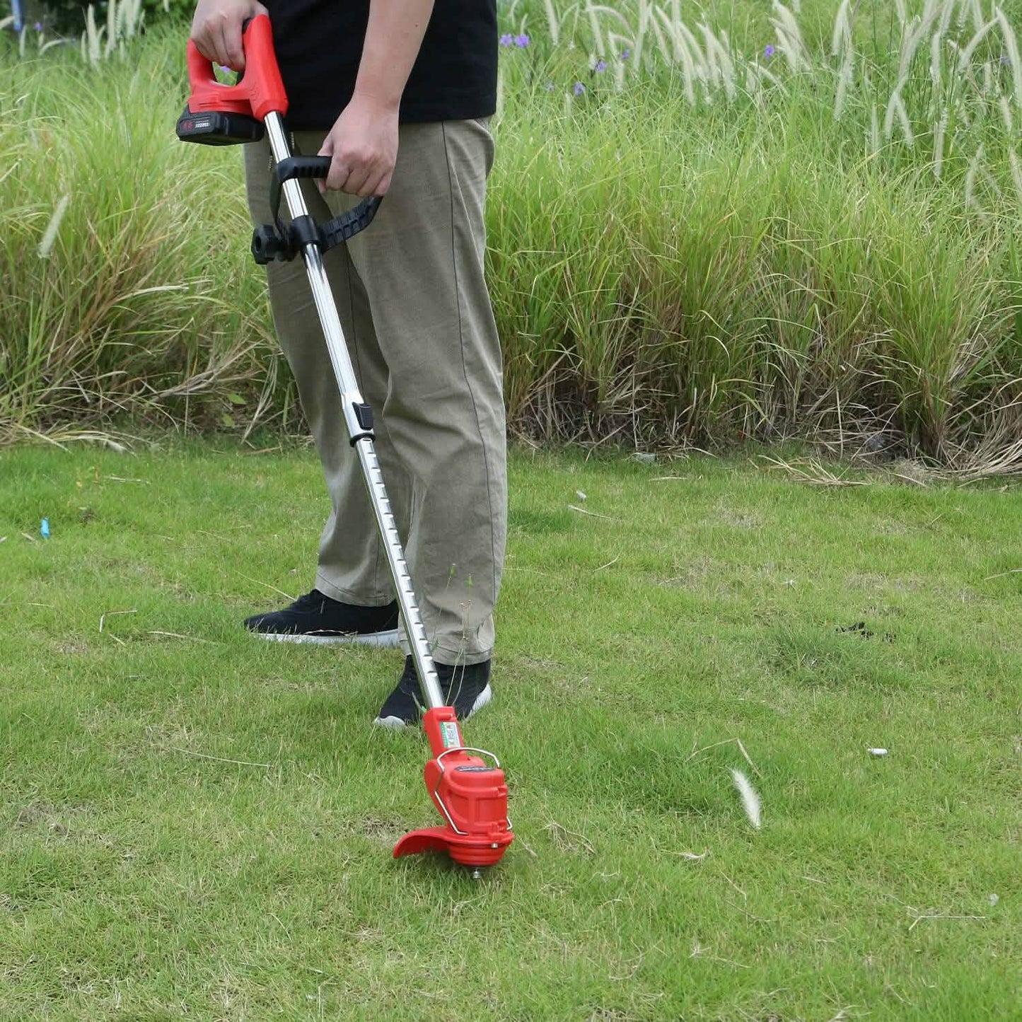 Rechargeable Electric Cordless Grass Trimmer with Alloy Saw Blade