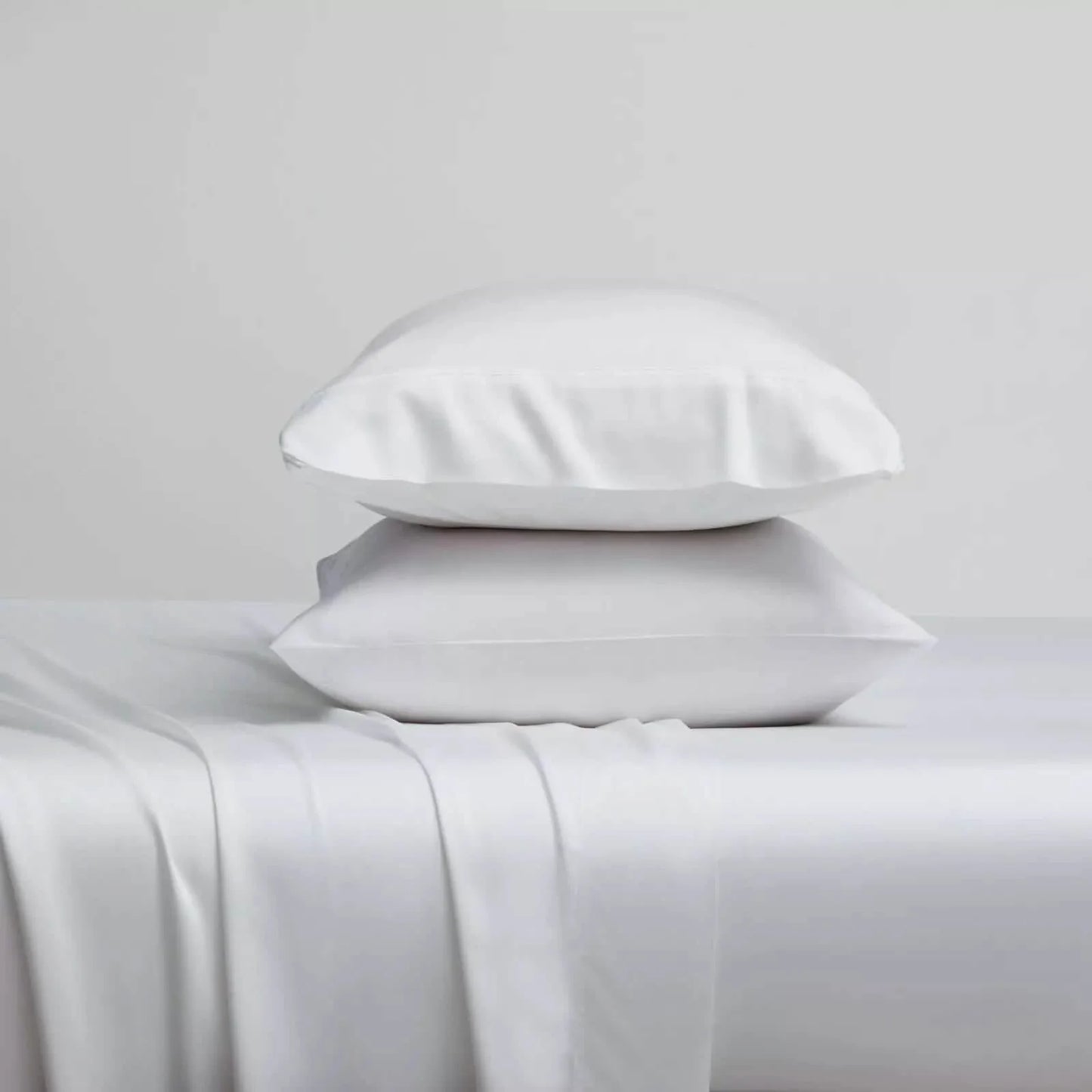 4-Piece Set: Kathy Ireland 300 Thread Count 100% Bamboo Sheet Set
