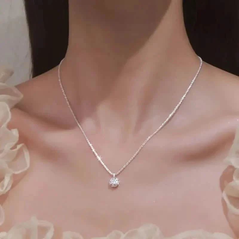 Sparkling Wave-Shaped Six-Claw Single Zirconia Pendant Necklace