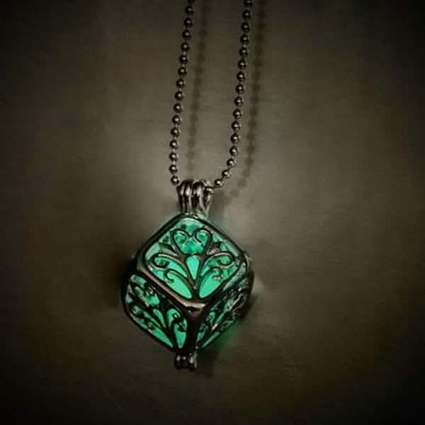 Steampunk Pretty Magic Round Fairy Locket Glow In The Dark Pendant Necklace