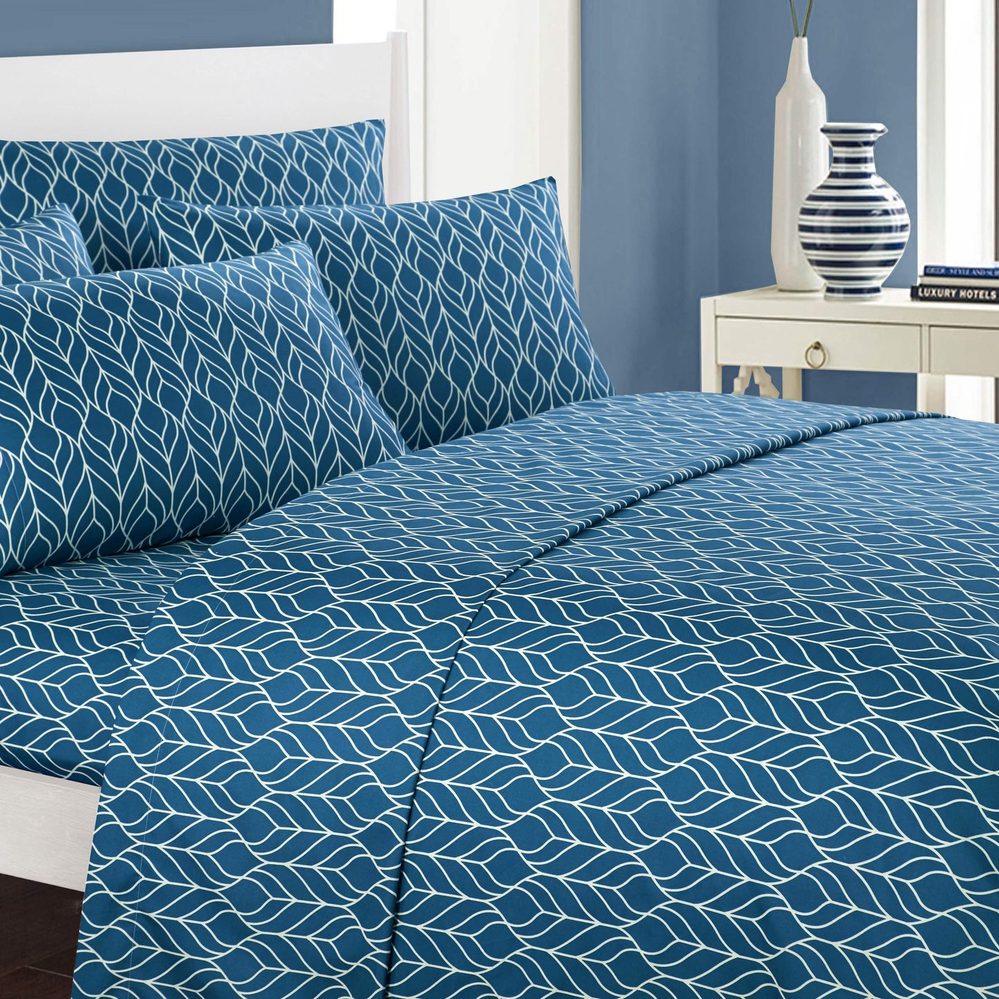 Super Soft Two-Tone Geometric Leaf Pattern Sheet Set