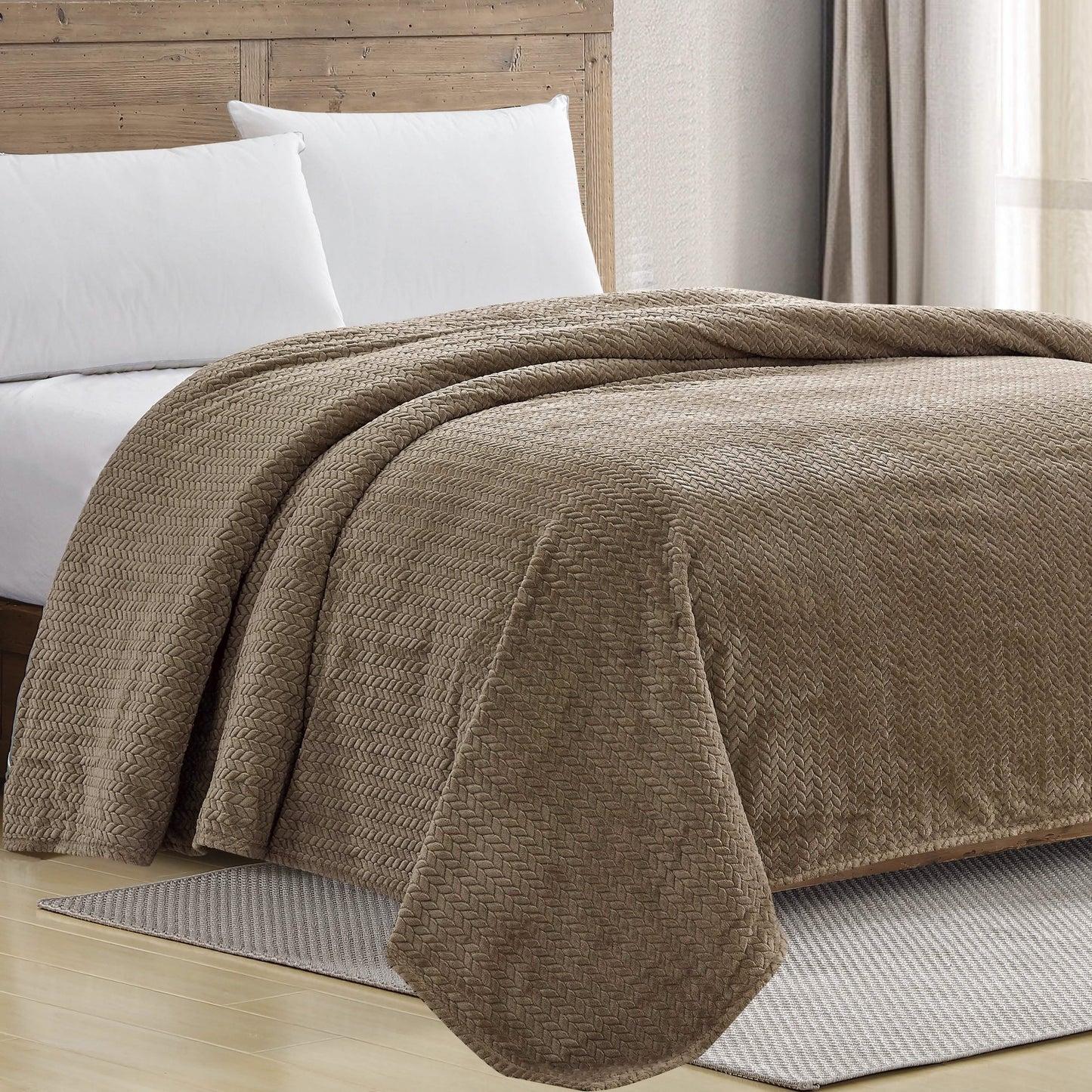 Superior Braided Chevron Bed Cover