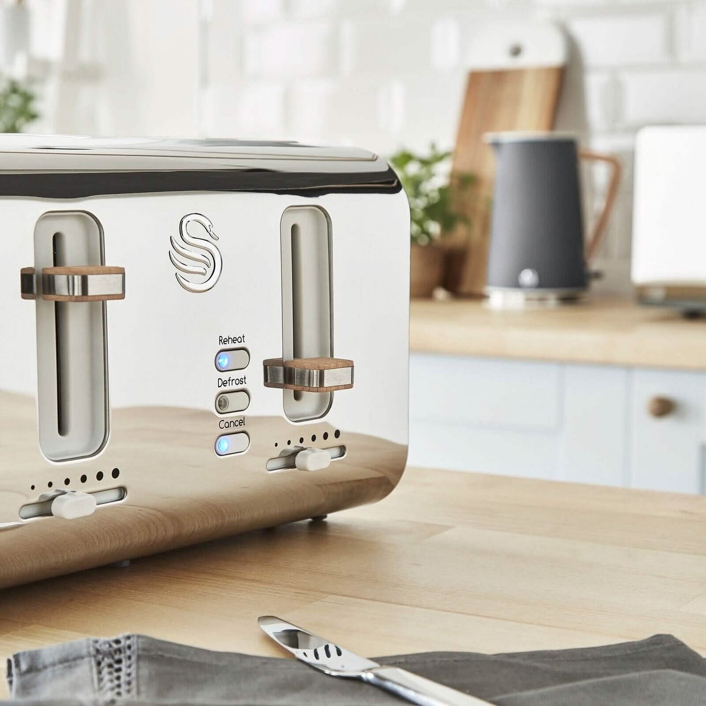 Swan Nordic 4 Slice Toaster